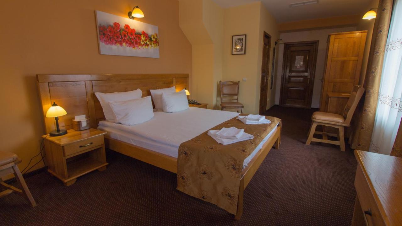 Pension La Fontana Бая-Маре Экстерьер фото